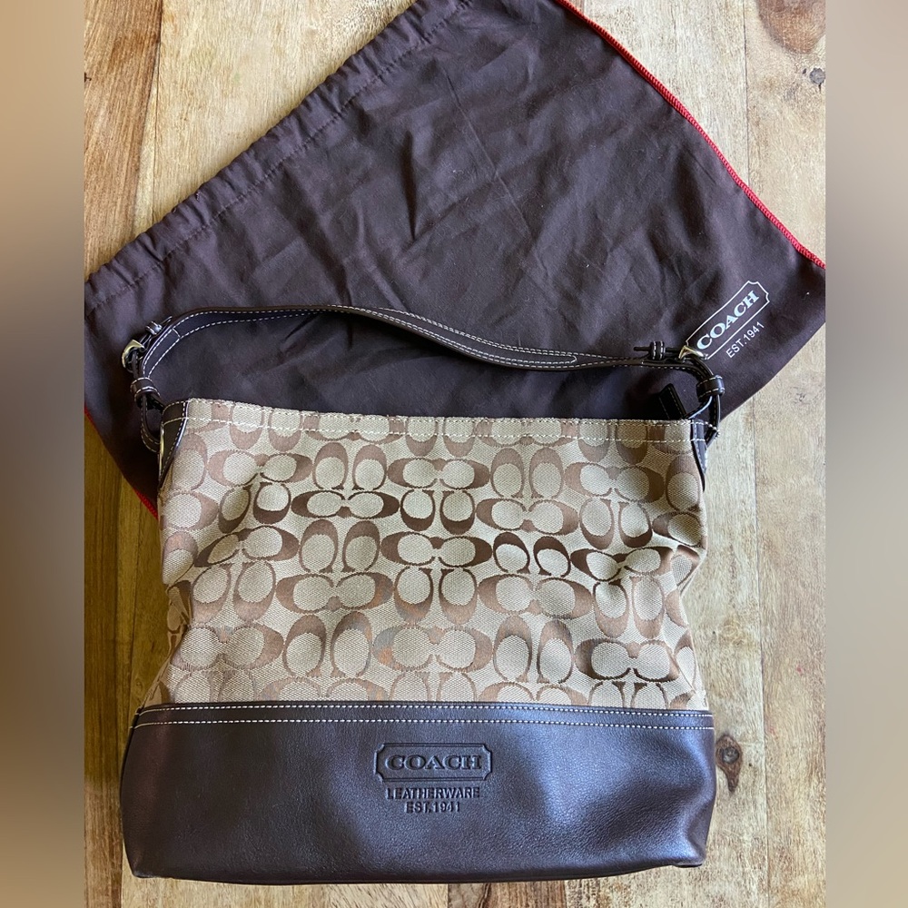 Coach handbag purse like new. Brown leather with coach print fabric